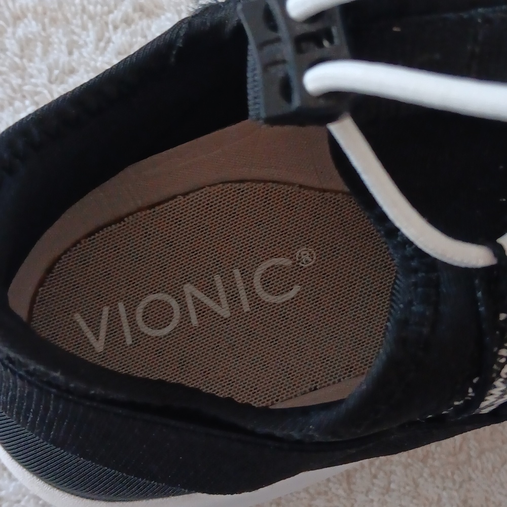 NWOT Vionic Alaina Comfort Slip On Athletic Shoes - Picture 14 of 16